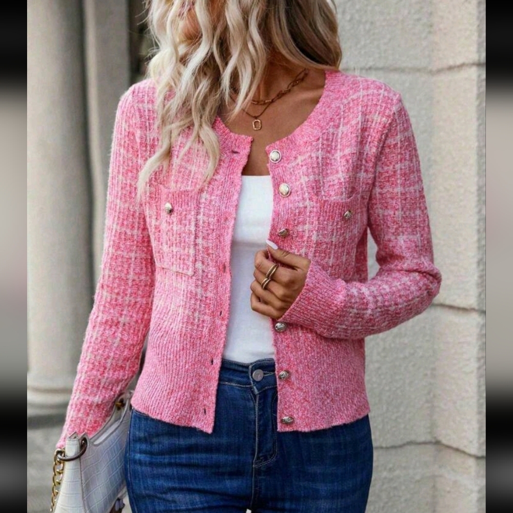 🚨 Sale Chic Petite Pink Button Up Sweater 🚨